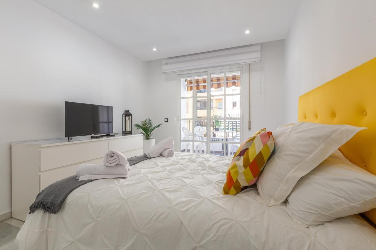 Ferienwohnung Apartamento La Victoria Málaga Exterior foto