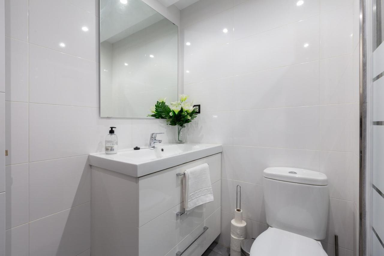 Ferienwohnung Apartamento La Victoria Málaga Exterior foto