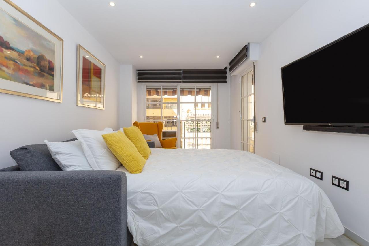Ferienwohnung Apartamento La Victoria Málaga Exterior foto
